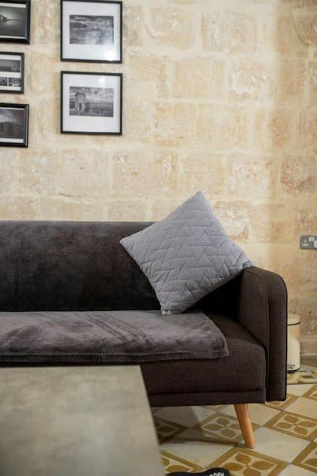 Chic, Stylish & Spacious Flat In Central Valletta Zewnętrze zdjęcie