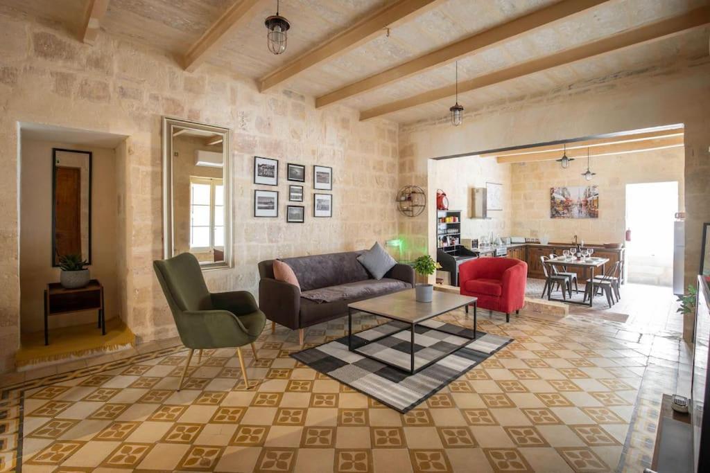 Chic, Stylish & Spacious Flat In Central Valletta Zewnętrze zdjęcie