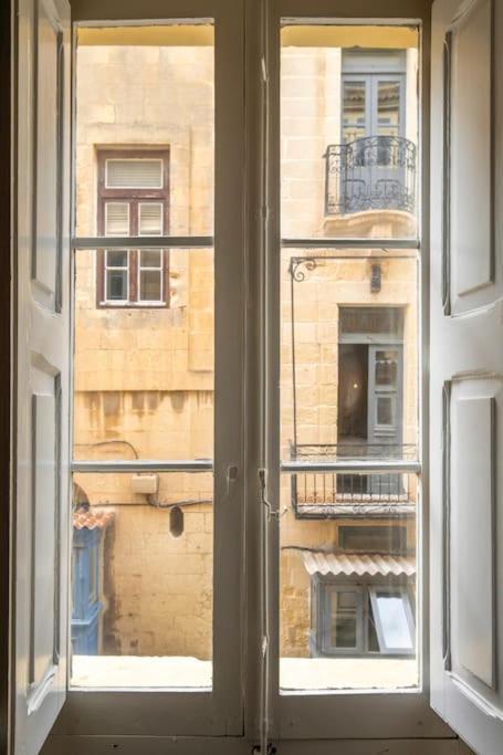 Chic, Stylish & Spacious Flat In Central Valletta Zewnętrze zdjęcie