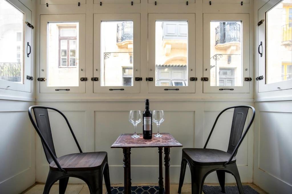 Chic, Stylish & Spacious Flat In Central Valletta Zewnętrze zdjęcie