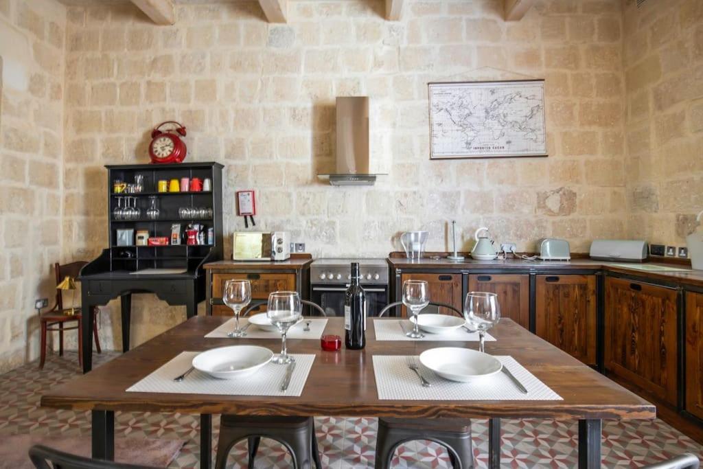 Chic, Stylish & Spacious Flat In Central Valletta Zewnętrze zdjęcie